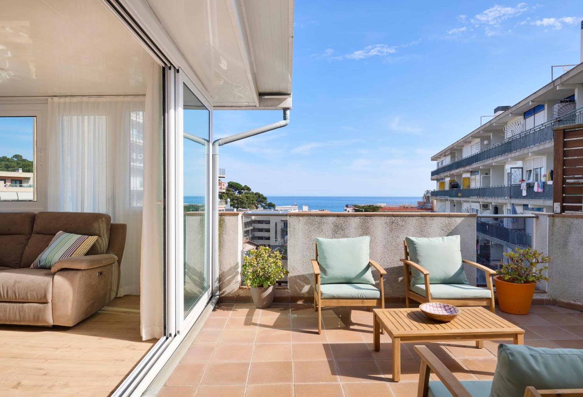 Apartaments Superiors Mtb Only Couples Lloret de Mar Esterno foto